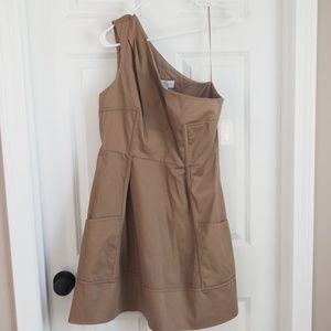 Jessica Simpson tan dress